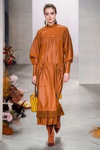 Тренды осенней моды 2021: платья, которые должны быть в вашем гардеробе уже сейчас 18