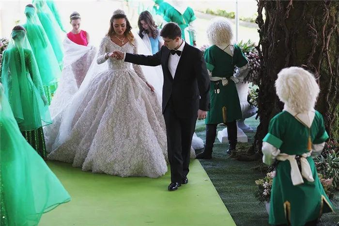 Как ныне живут Саид и Хадижа Гуцериевы, сыгравшие свадьбу за миллиард евро