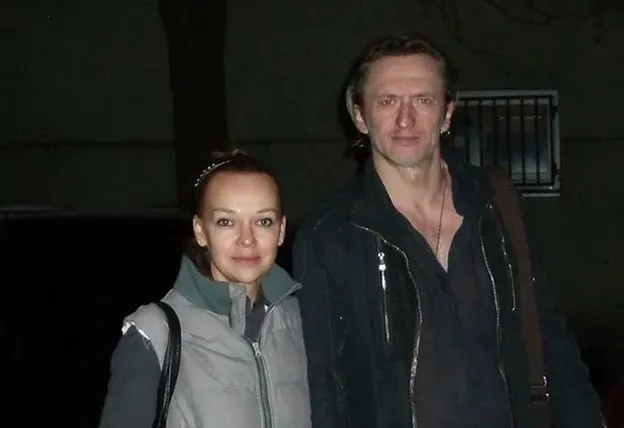 Елена Валюшкина с Александром Яцко, можно заметить как изменились черты лица