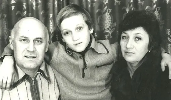Гоша Куценко с родителями