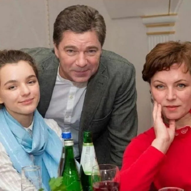 Лариса Шахворостова с семьей