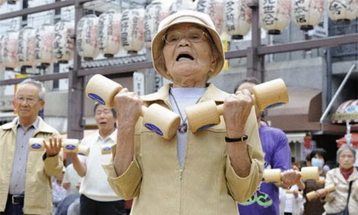Почему японские женщины НЕ полнеют и НЕ стареют