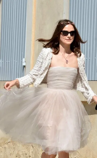 Цветное свадебное платье Киры Найтли