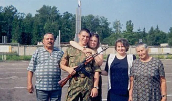 Тимур Батрутдинов с семьей