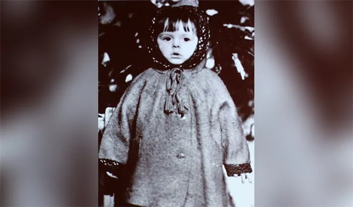 Клара Новикова в детстве