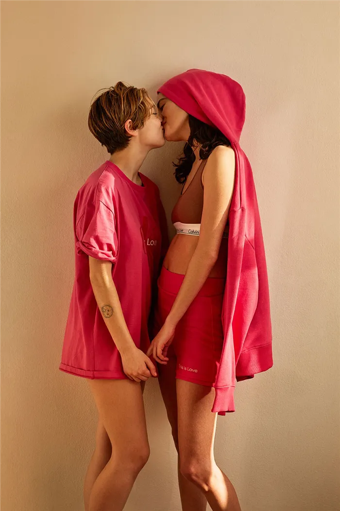 Calvin Klein посвятил рекламную кампанию ЛГБТ-сообществу (фото 11)