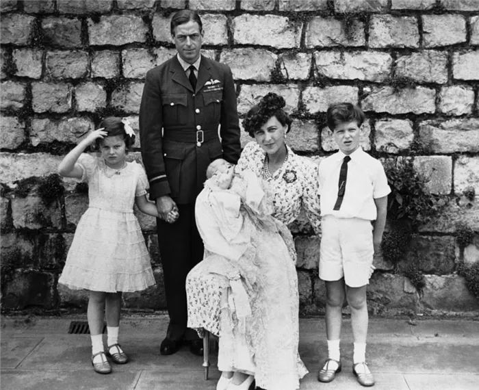 Георг, герцог Кентский с женой и детьми