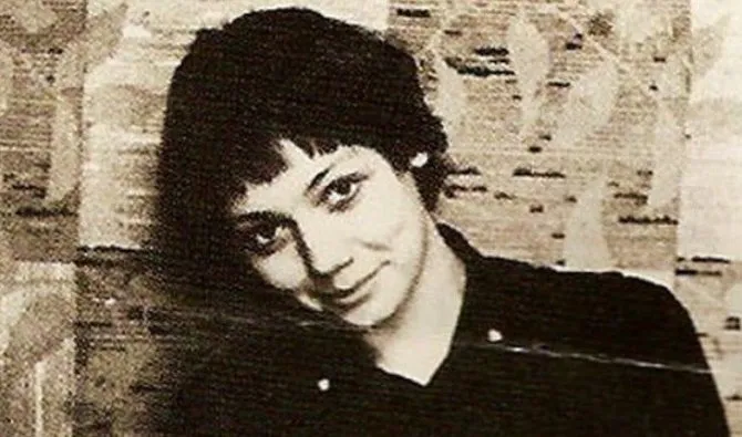 Мария Арбатова в юности