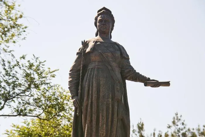 Екатерине II Великой. Памятник в Севастополе