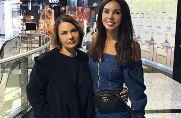 Оксана Самойлова с мамой Еленой Николаевной