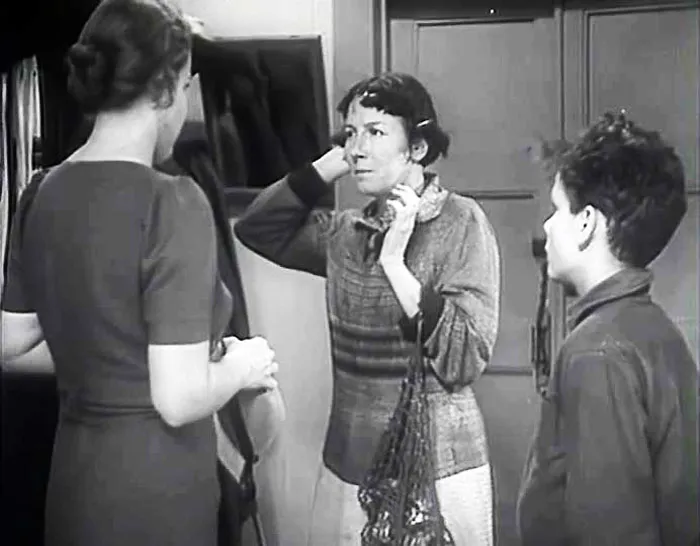 Болтливая домработница из фильма «Подкидыш», 1939 г.