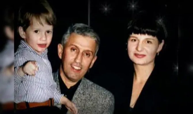 Юрий Айзеншпис с женой и сыном