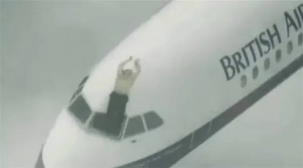 Выживание за пределами самолета. Реконструкция того, как Тимоти Ланкастер оказался за пределами самолета. Фото.