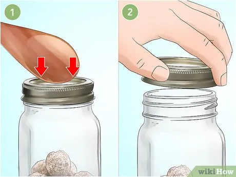 Изображение с названием Open a Difficult Jar Step 6