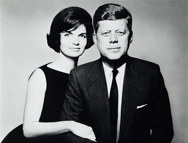Жаклин и Джон Кеннеди.