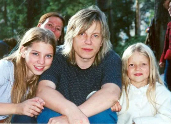 Алиса Салтыкова (слева) с отцом