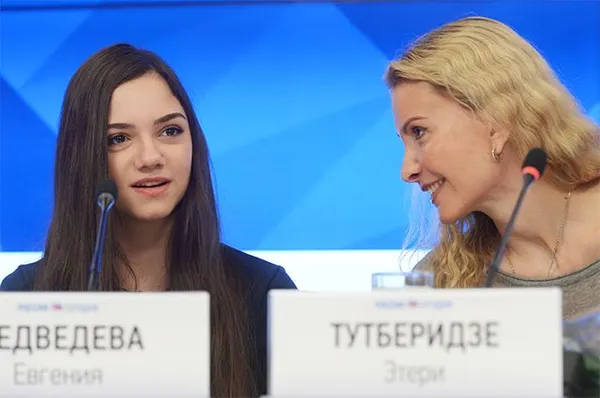 Евгения Медведева и Этери Тутберидзе.