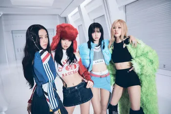 История группы BLACKPINK: в чём секрет популярности гёрлз-бэнда